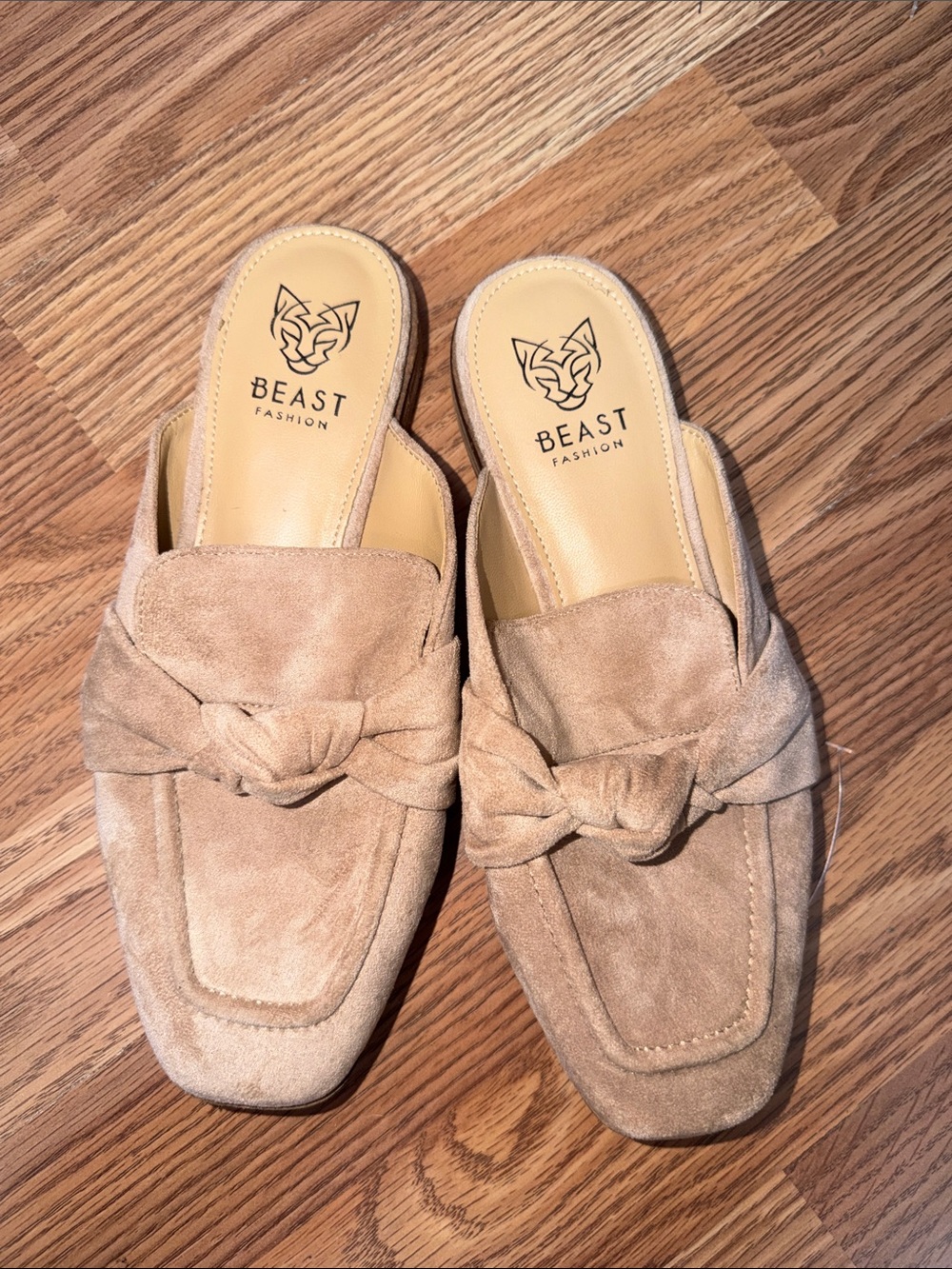 BEAST FASHION Beige Suede Knot Backless Loafers